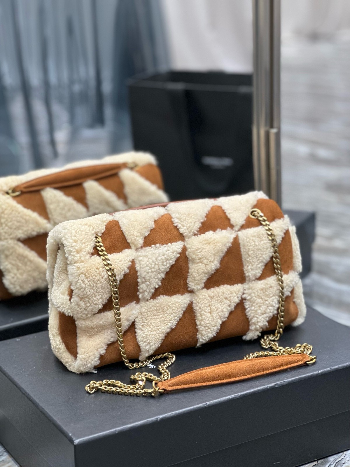 040 YSL 515821