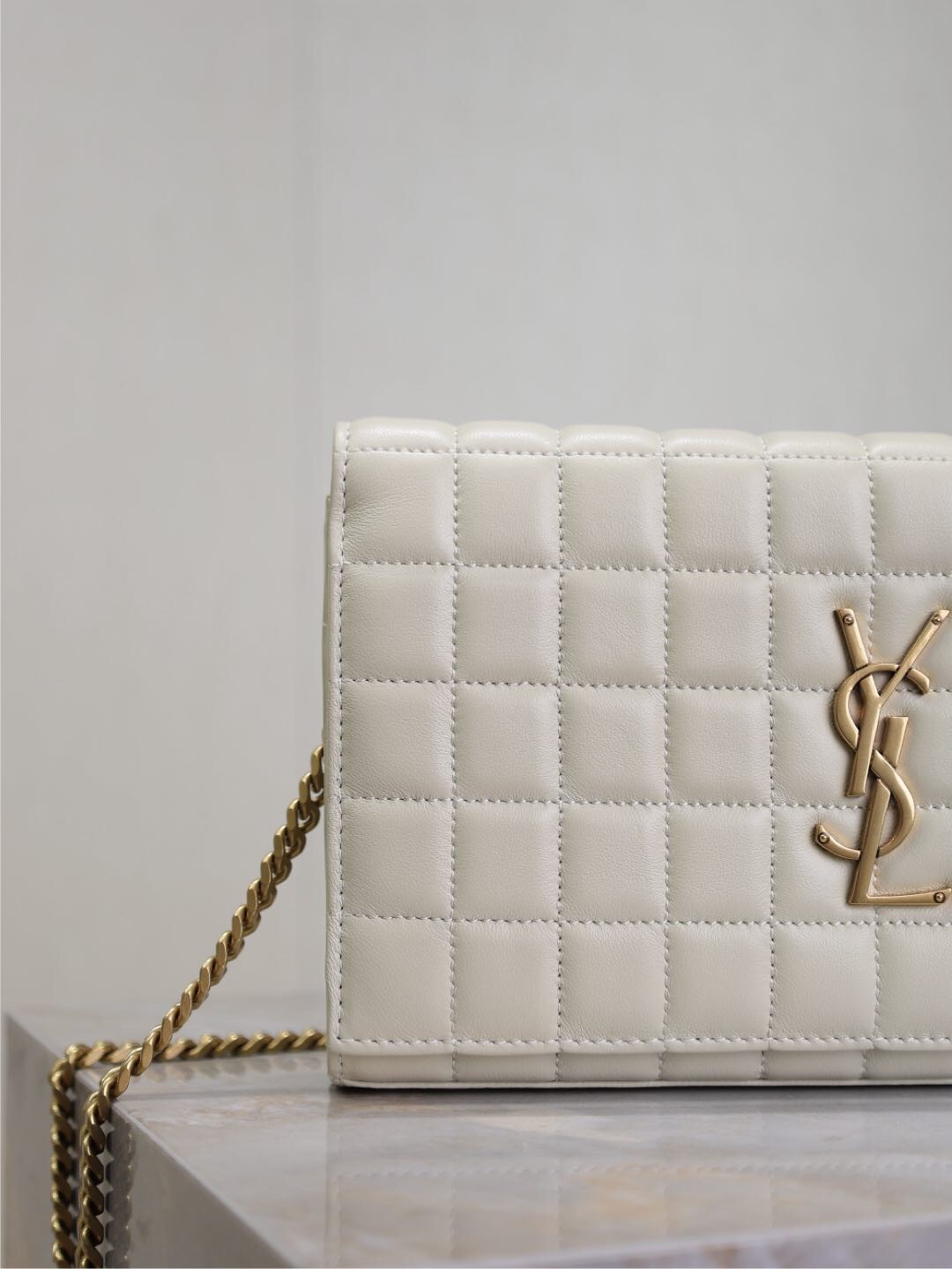 037 YSL 743364