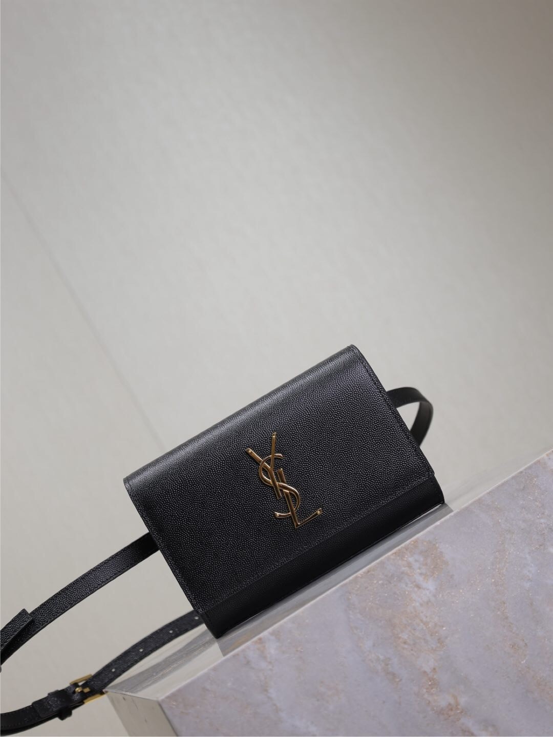 035 YSL 534395