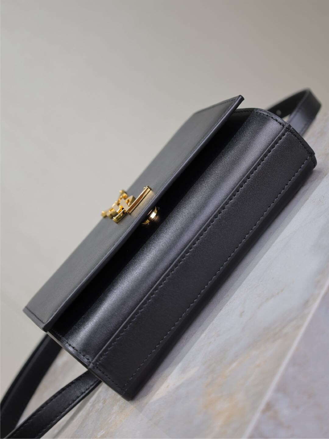 034 YSL 534395