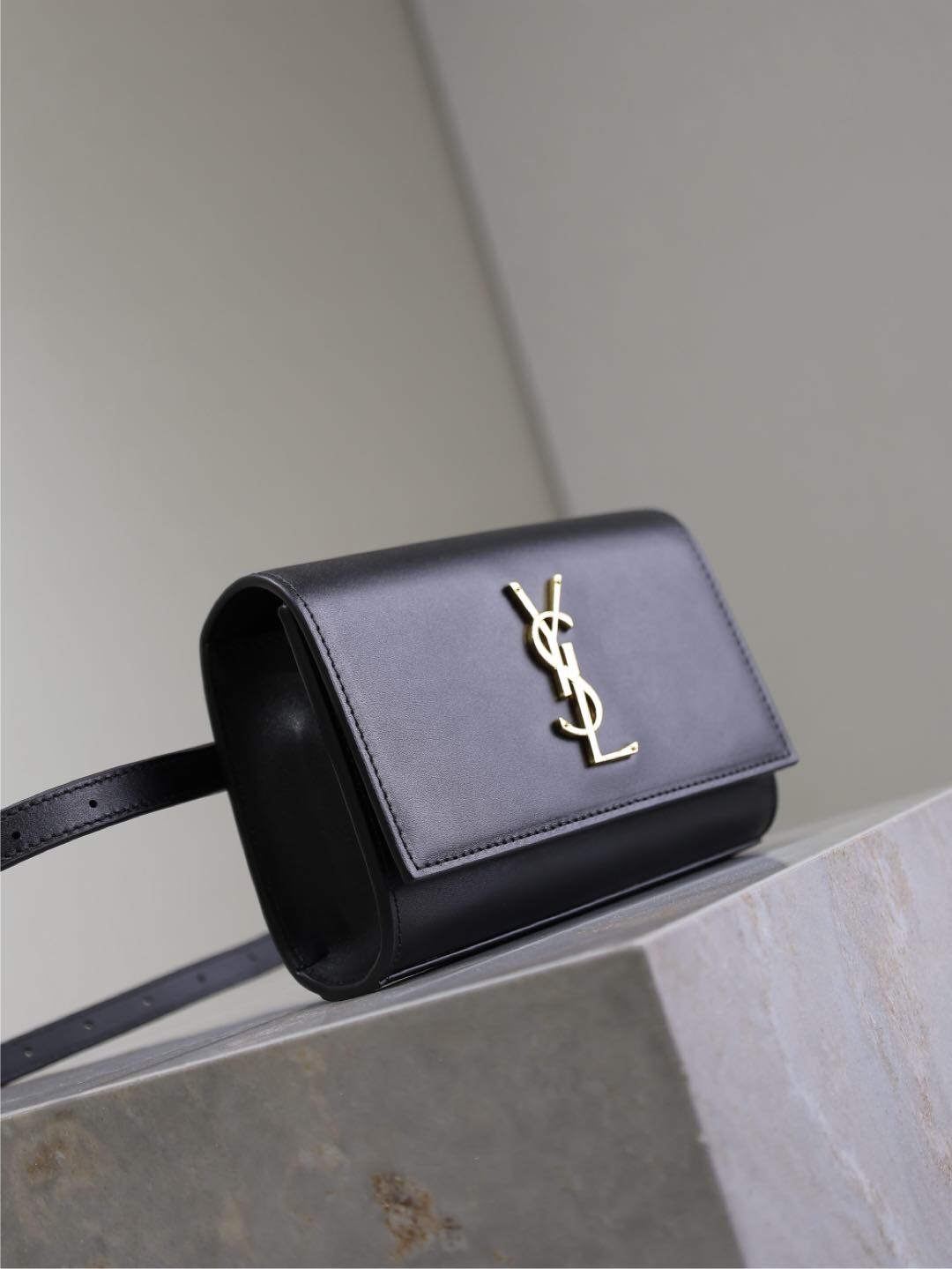 034 YSL 534395