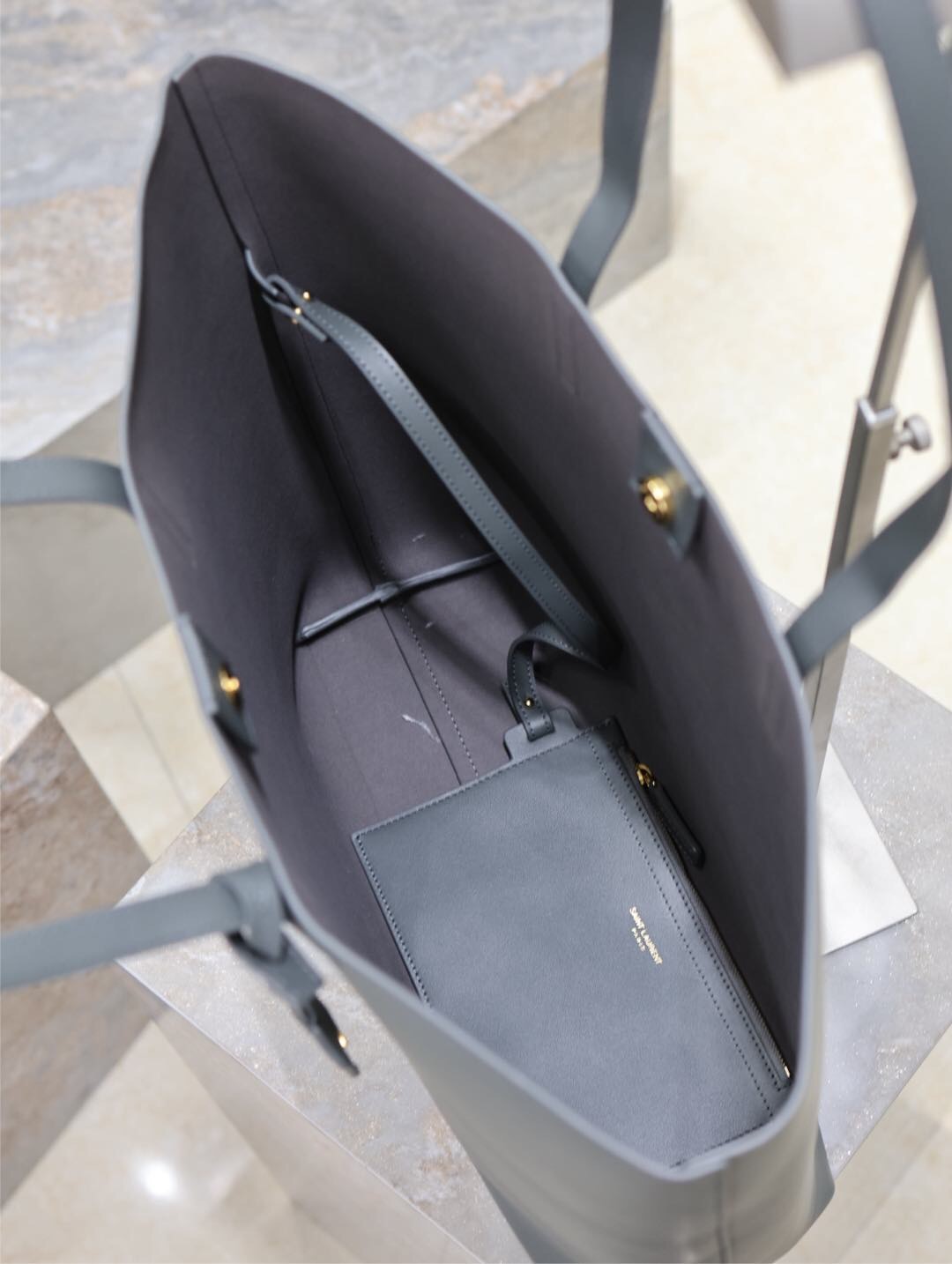 029 YSL 600306