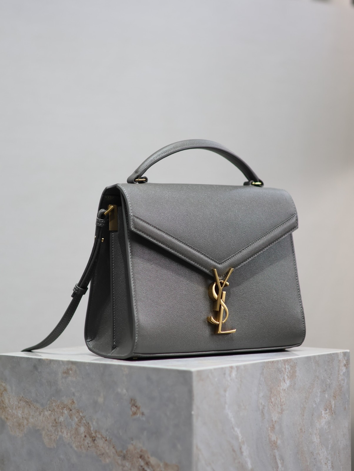 020 YSL 578000
