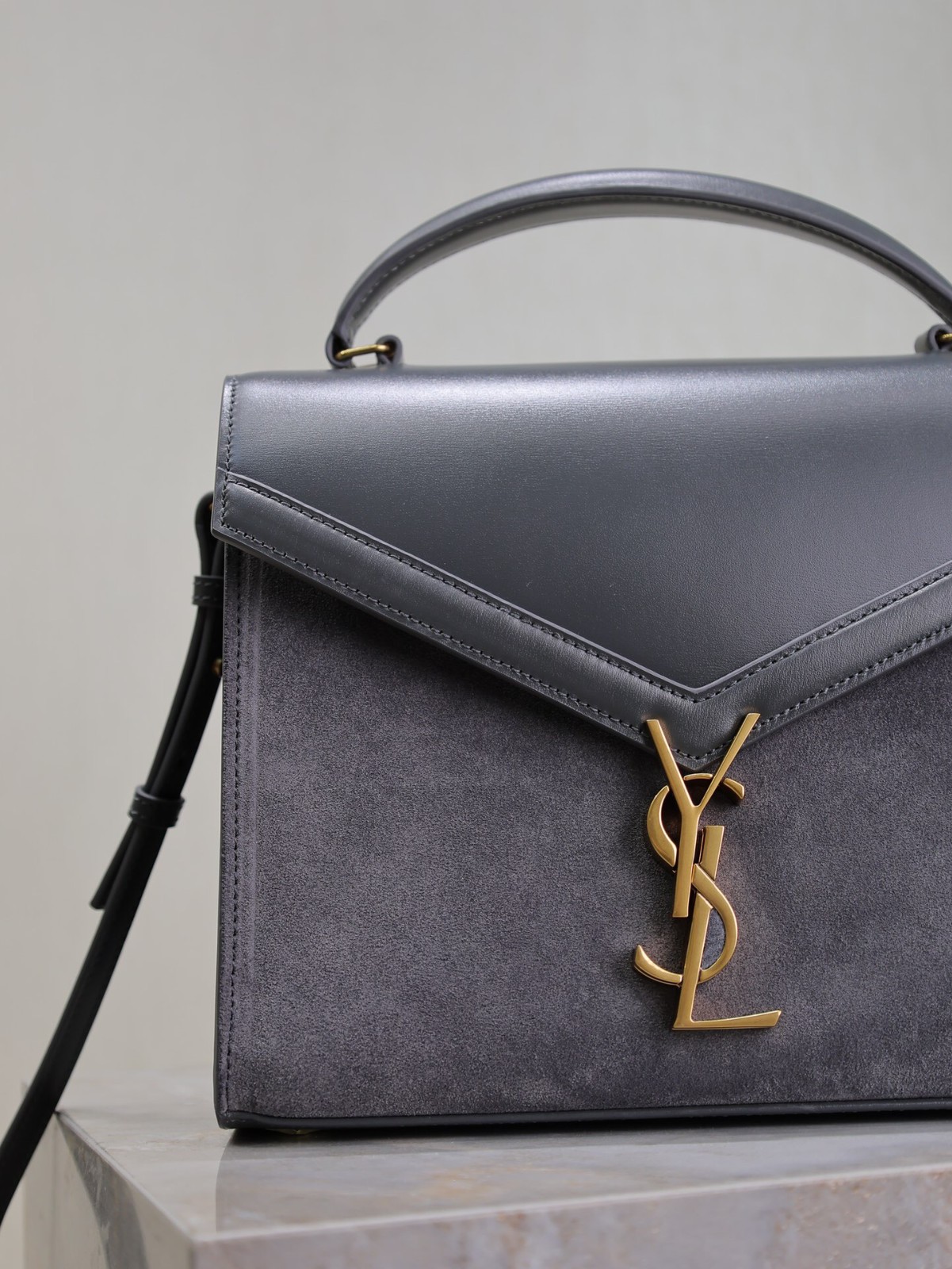 019 YSL 578000