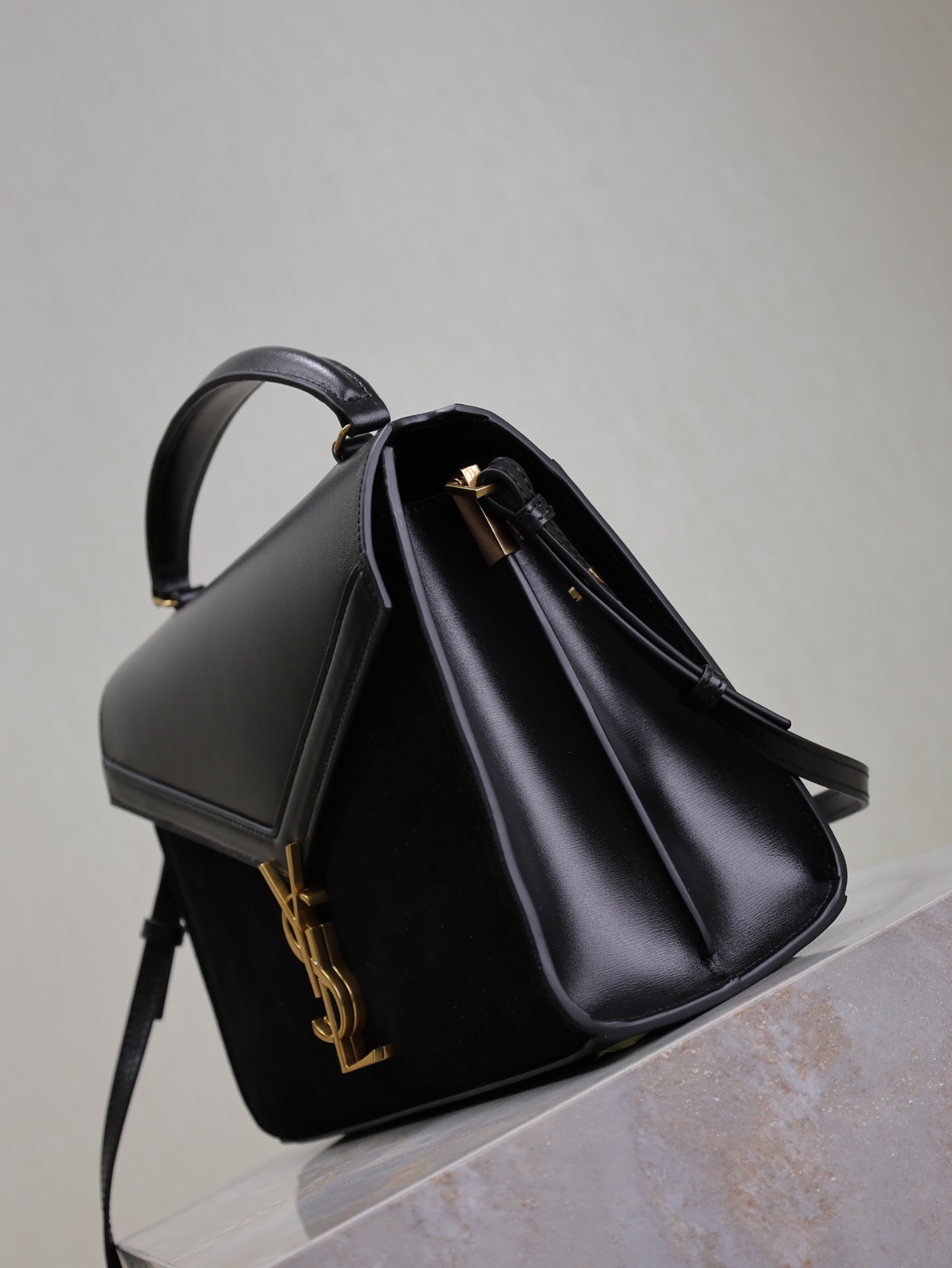 018 YSL  578000