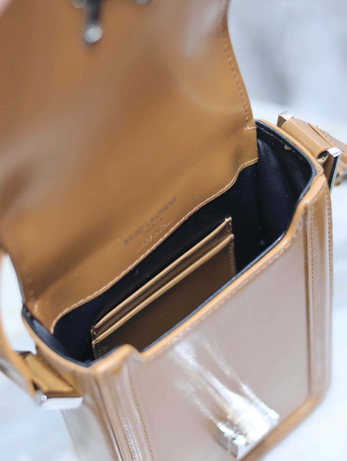 015 YSL 753963