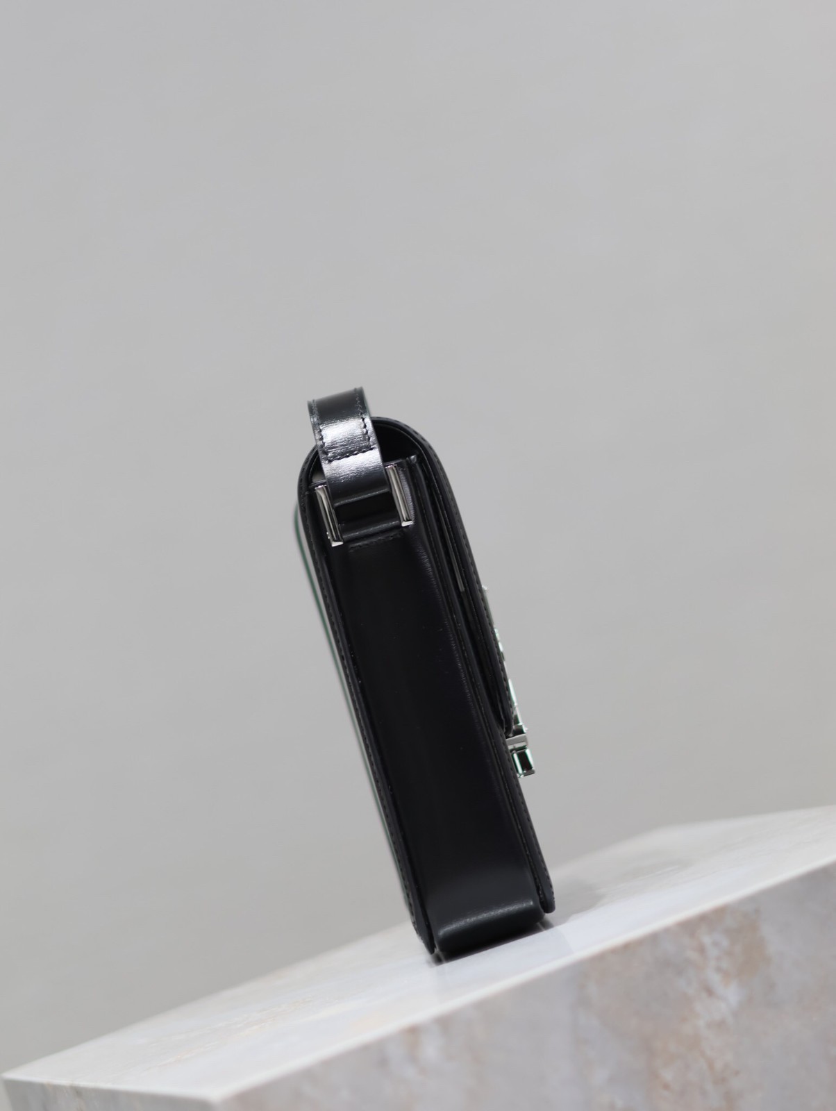 014 YSL  753963
