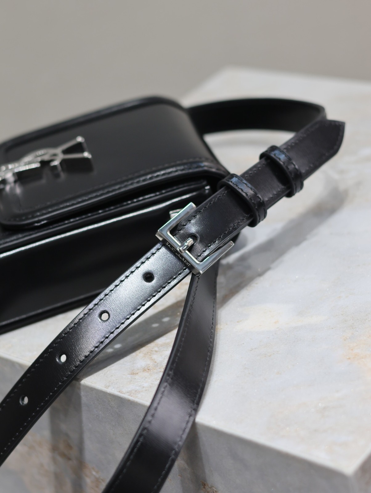 014 YSL  753963