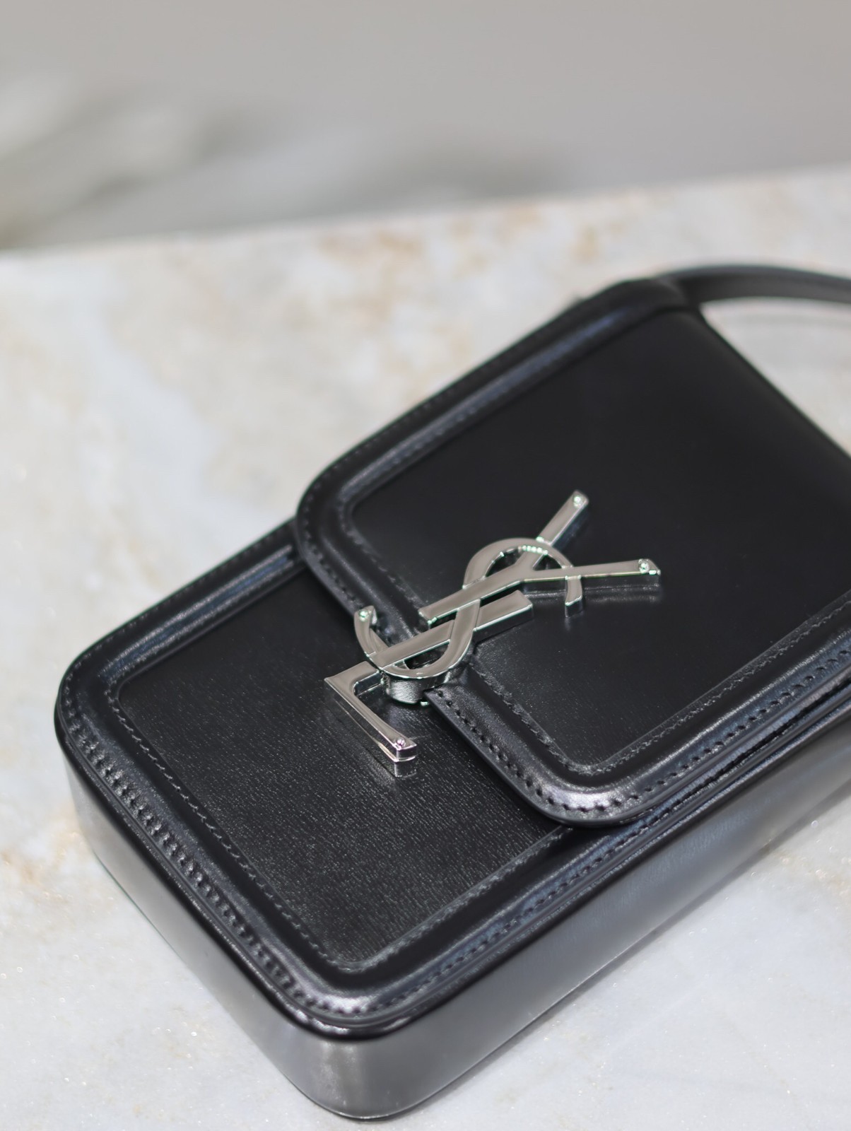 014 YSL  753963