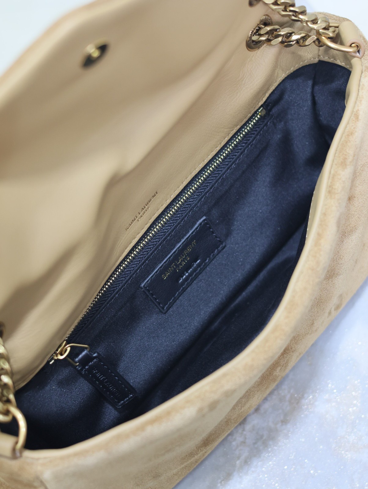 011 YSL 734153
