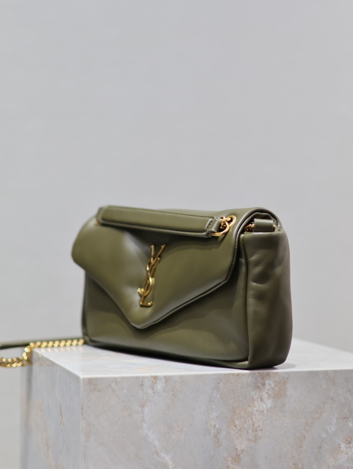 007 YSL 734153