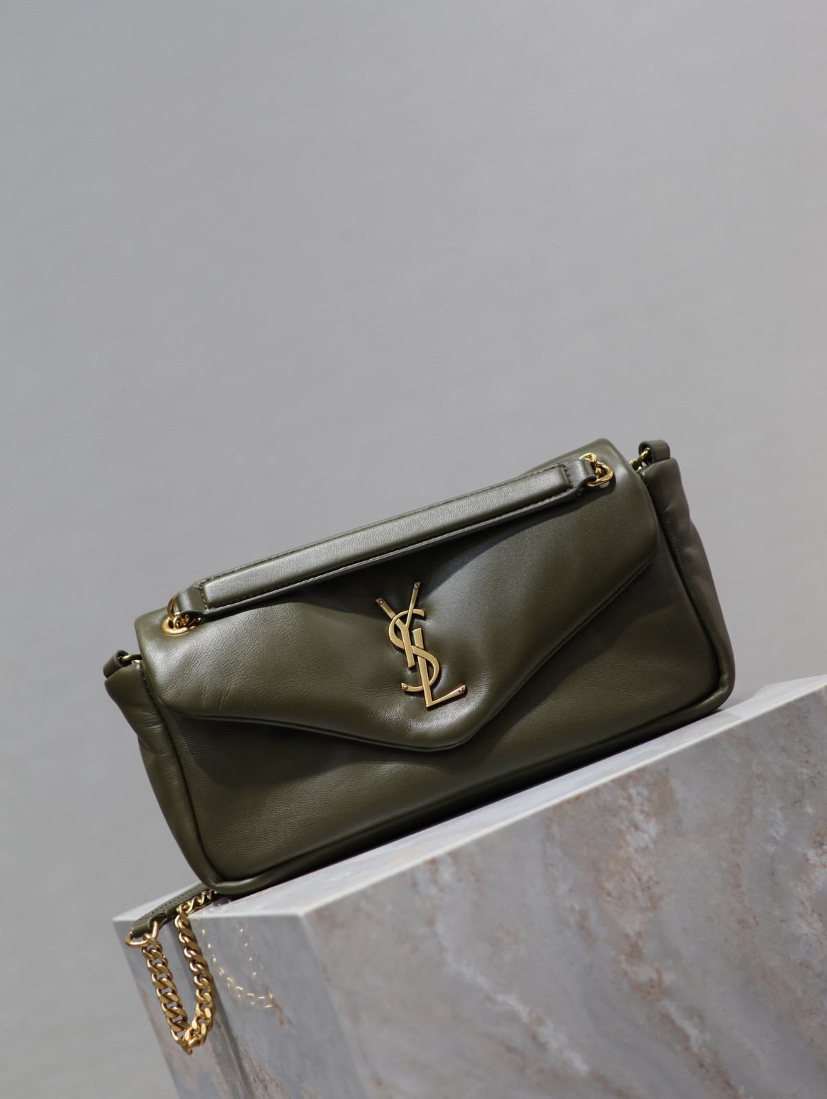 007 YSL 734153