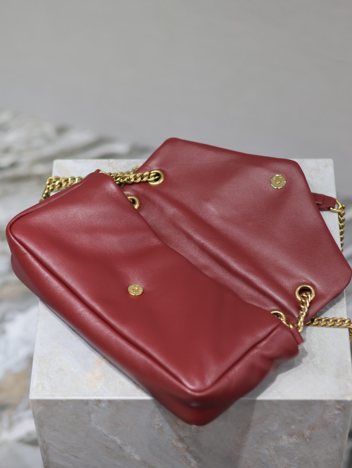 006 YSL 734153