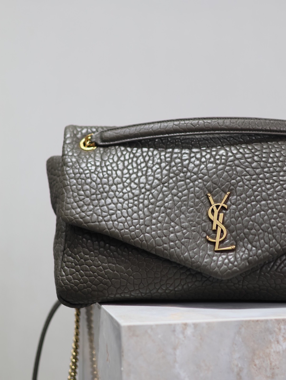 003 YSL  777399