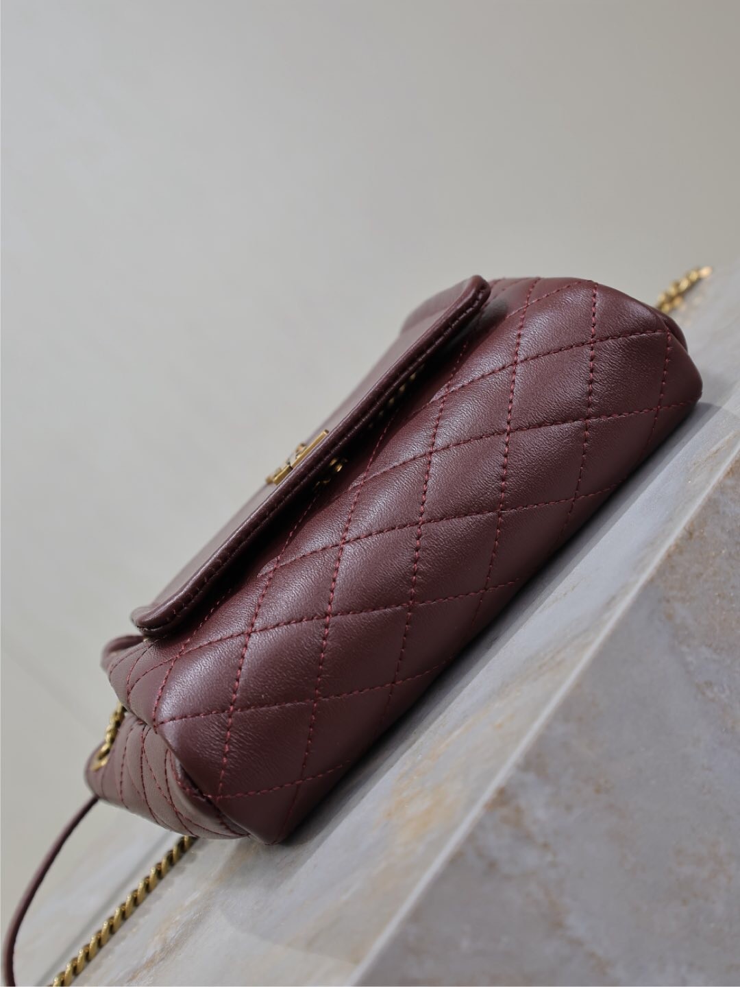 002 YSL  672738