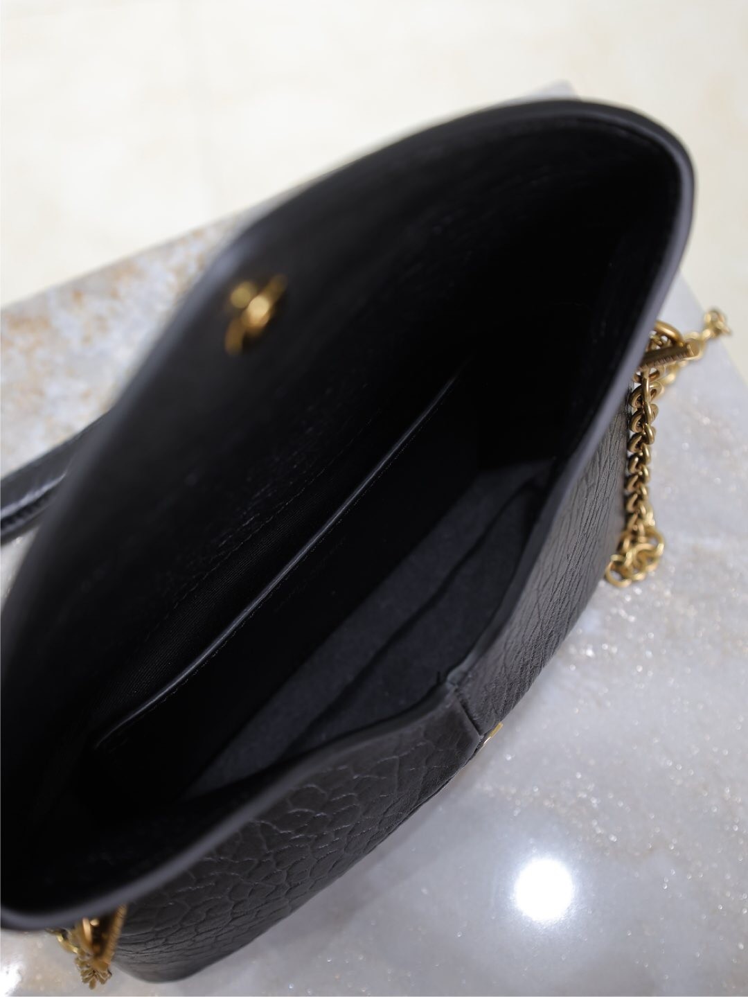 118 YSL 819271