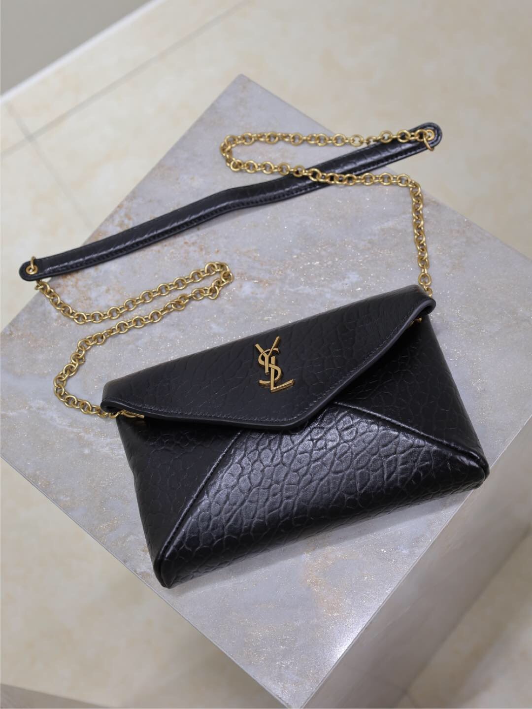 118 YSL 819271