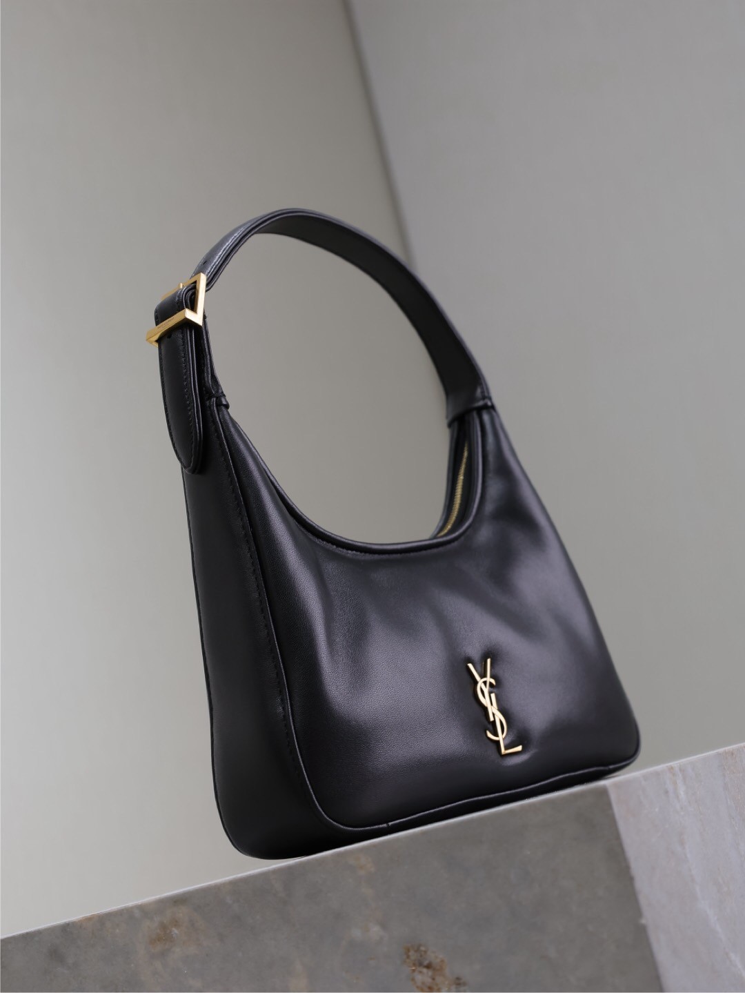 117 YSL 791484