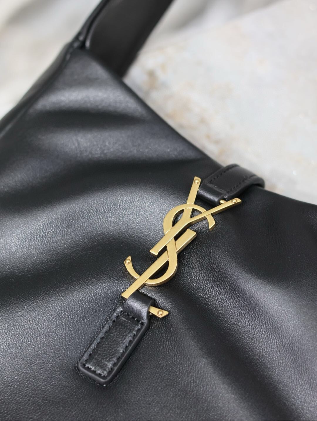 110 YSL 713938羊皮