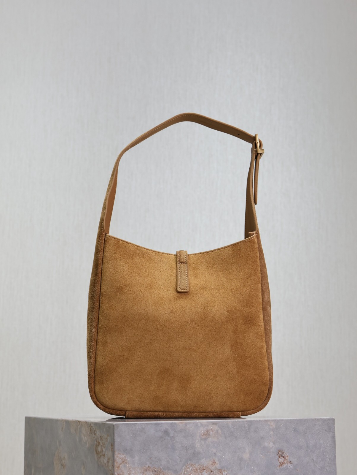 106 YSL 713938