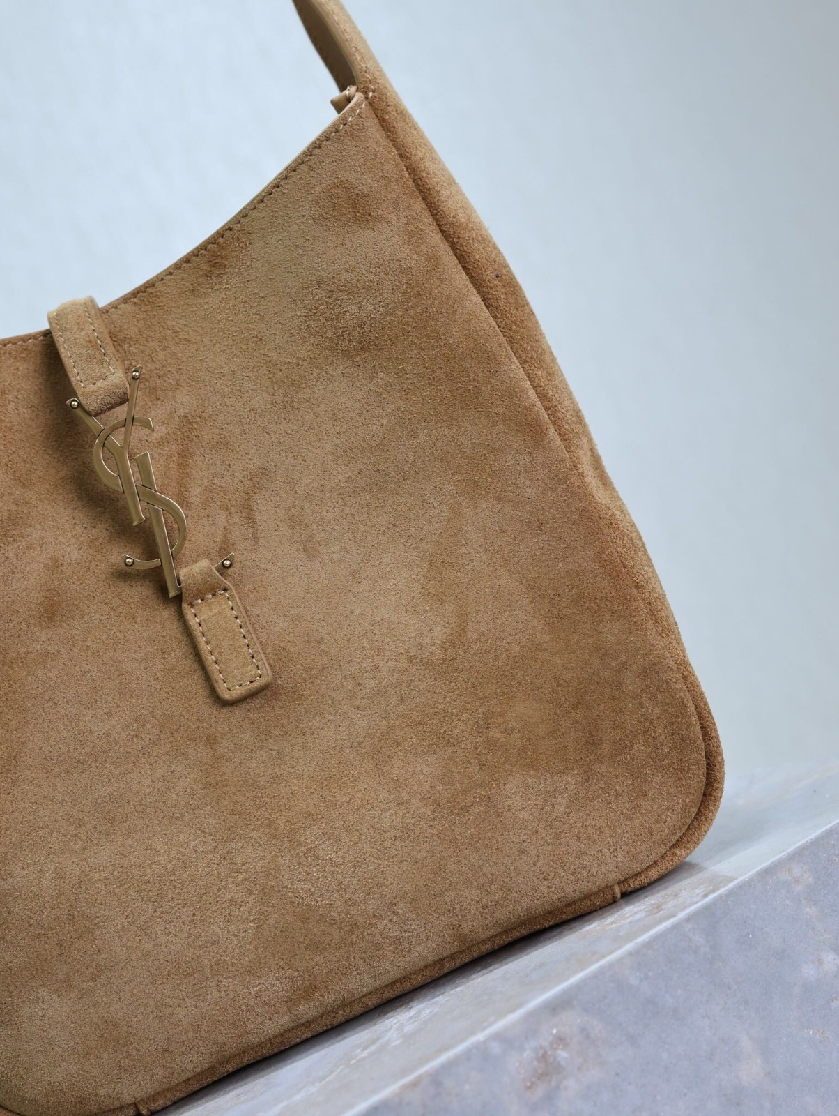 106 YSL 713938