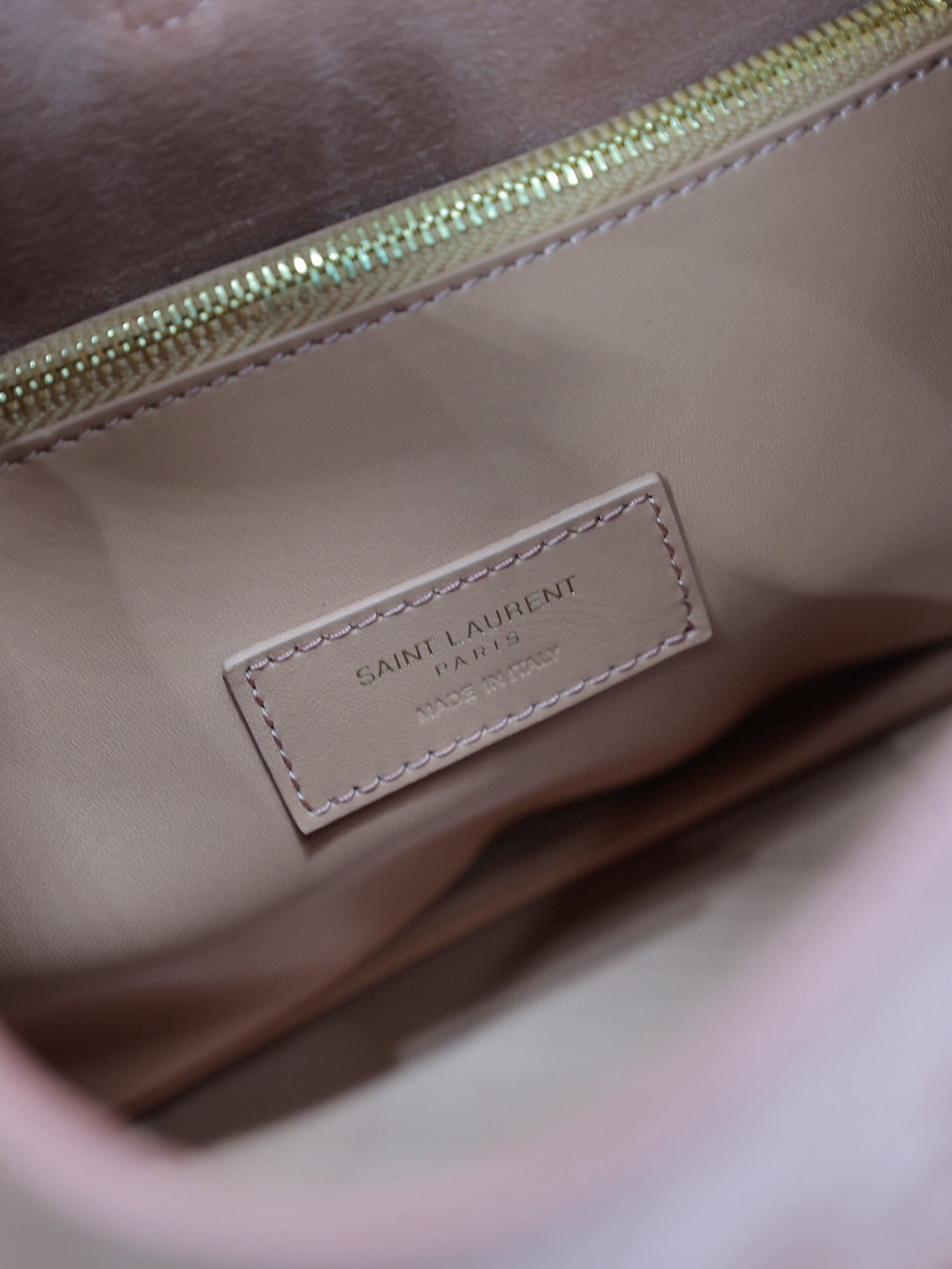 103 YSL 713938
