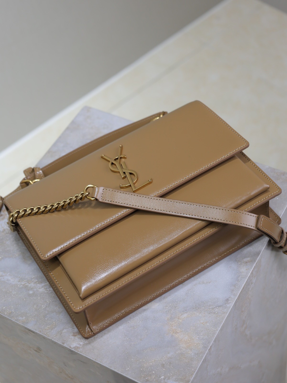 101 YSL 634723