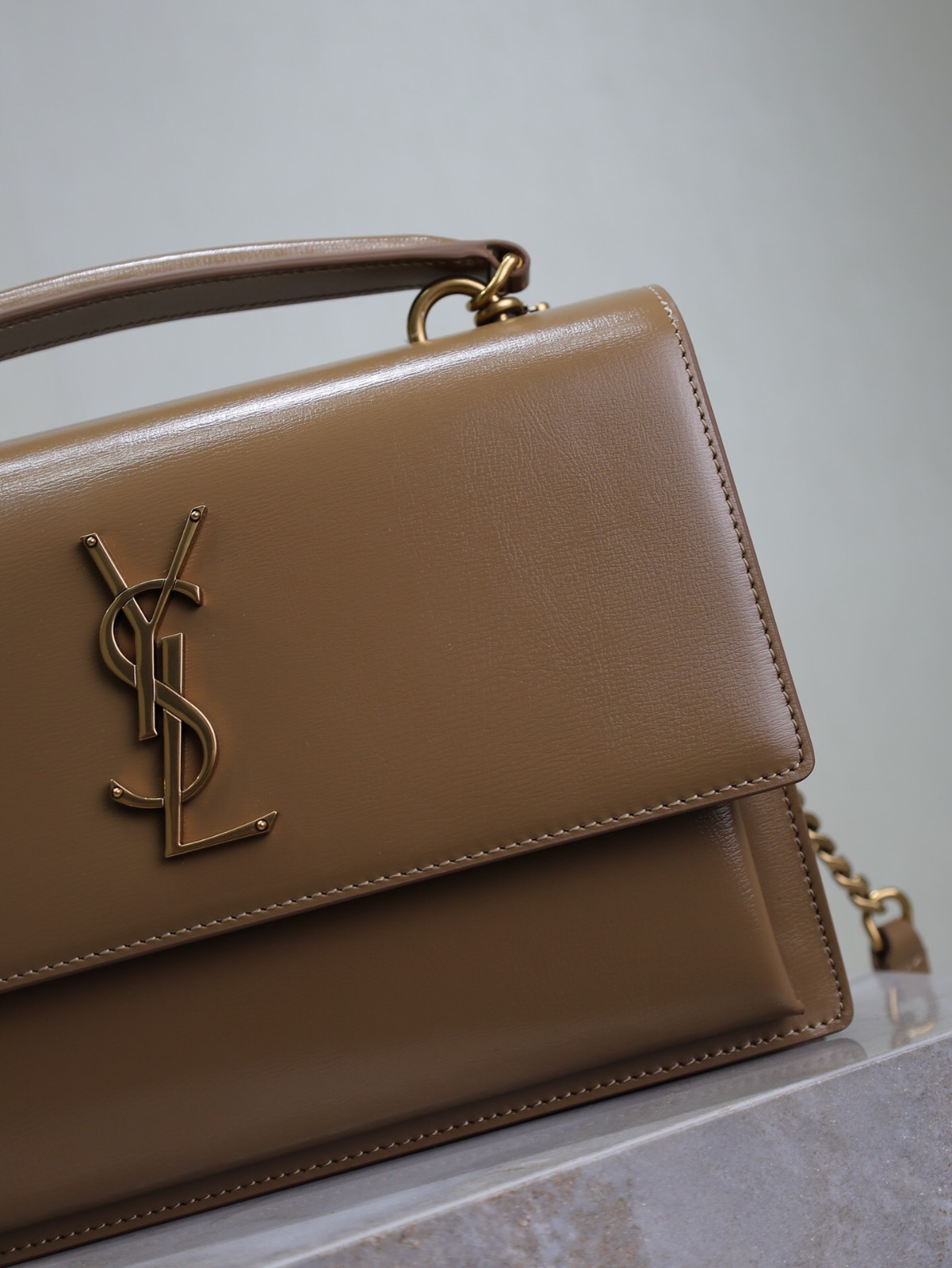 101 YSL 634723