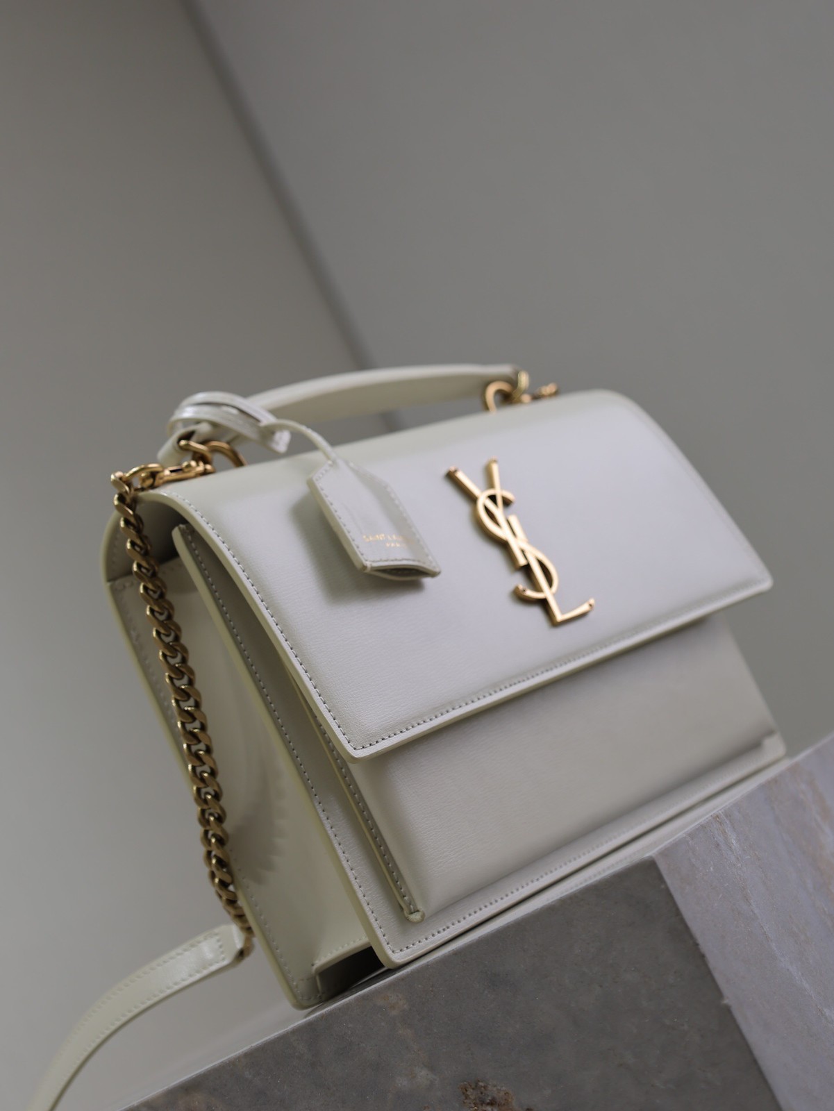 100 YSL  634723