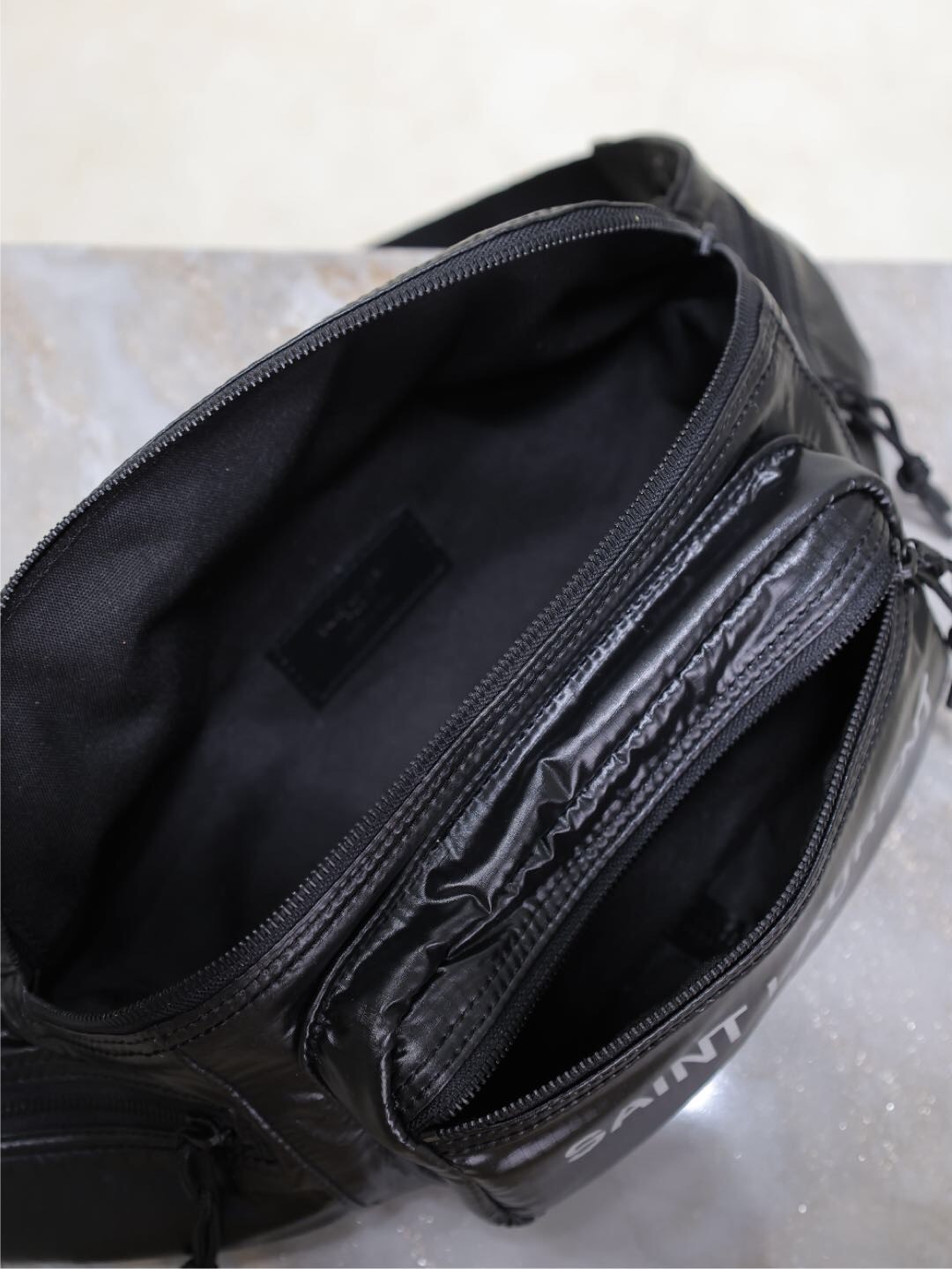 098 YSL 581375