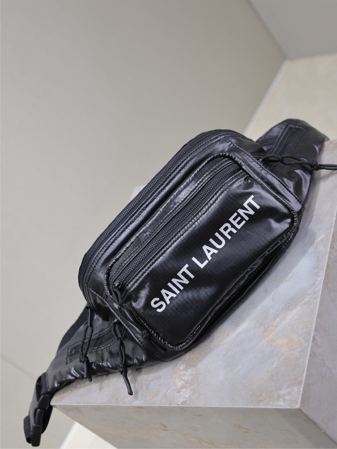 098 YSL 581375