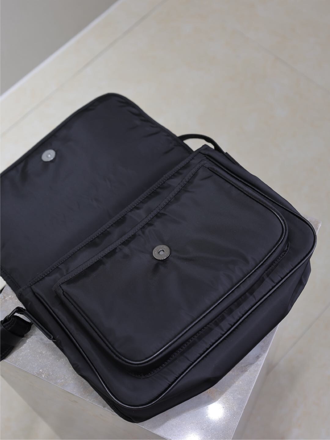 095 YSL 633158