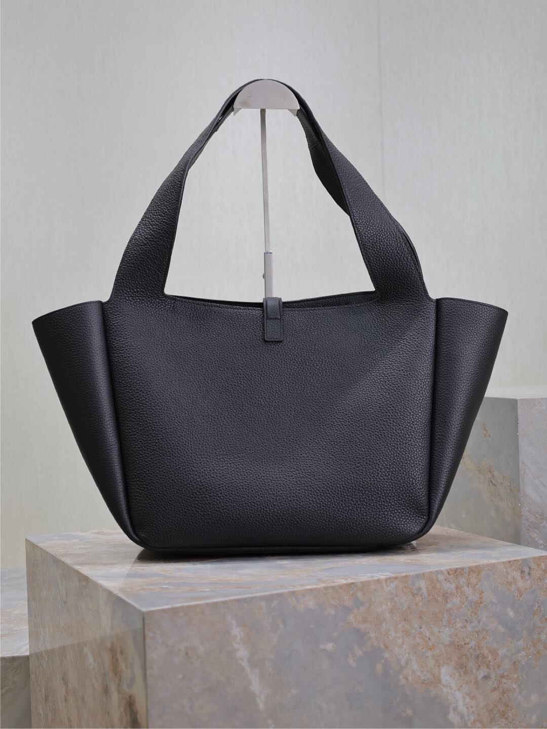 091 YSL 763435