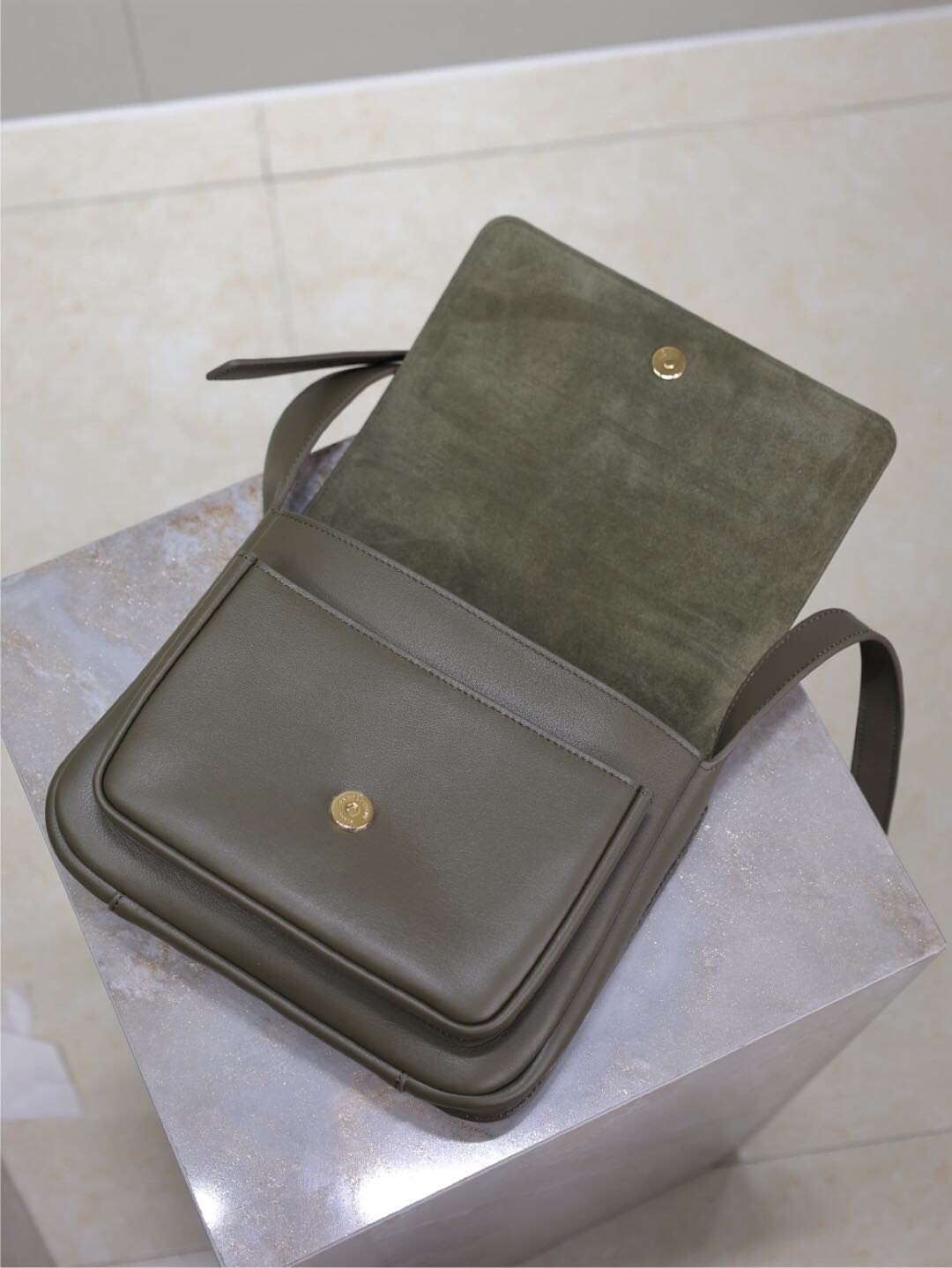 090 YSL 633151-1