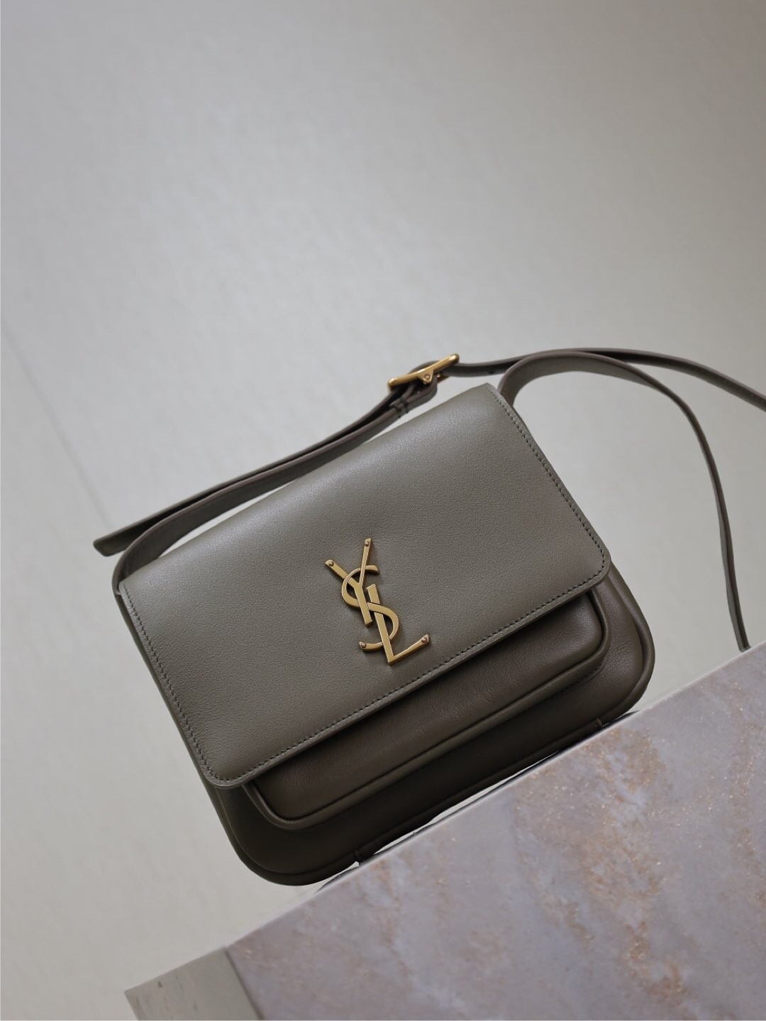 090 YSL 633151-1