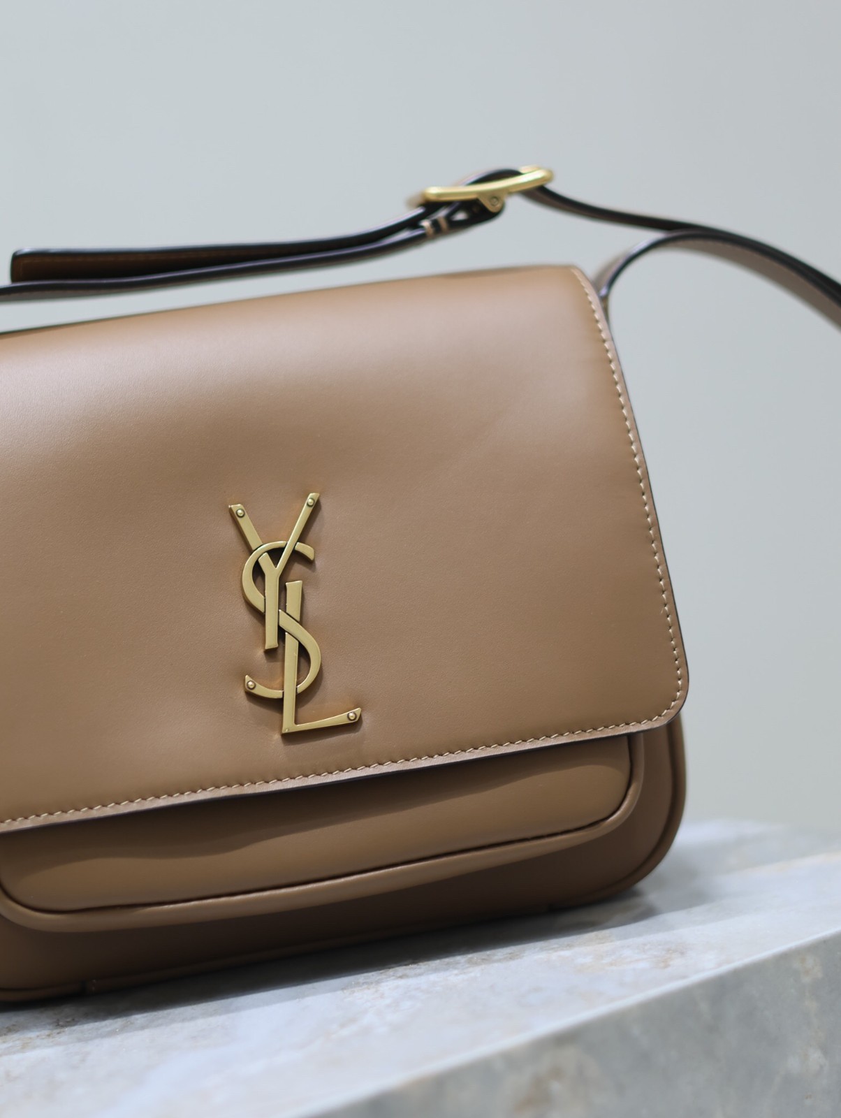 089 YSL 633151-1