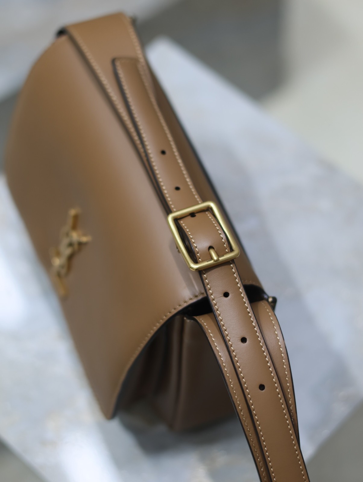 089 YSL 633151-1