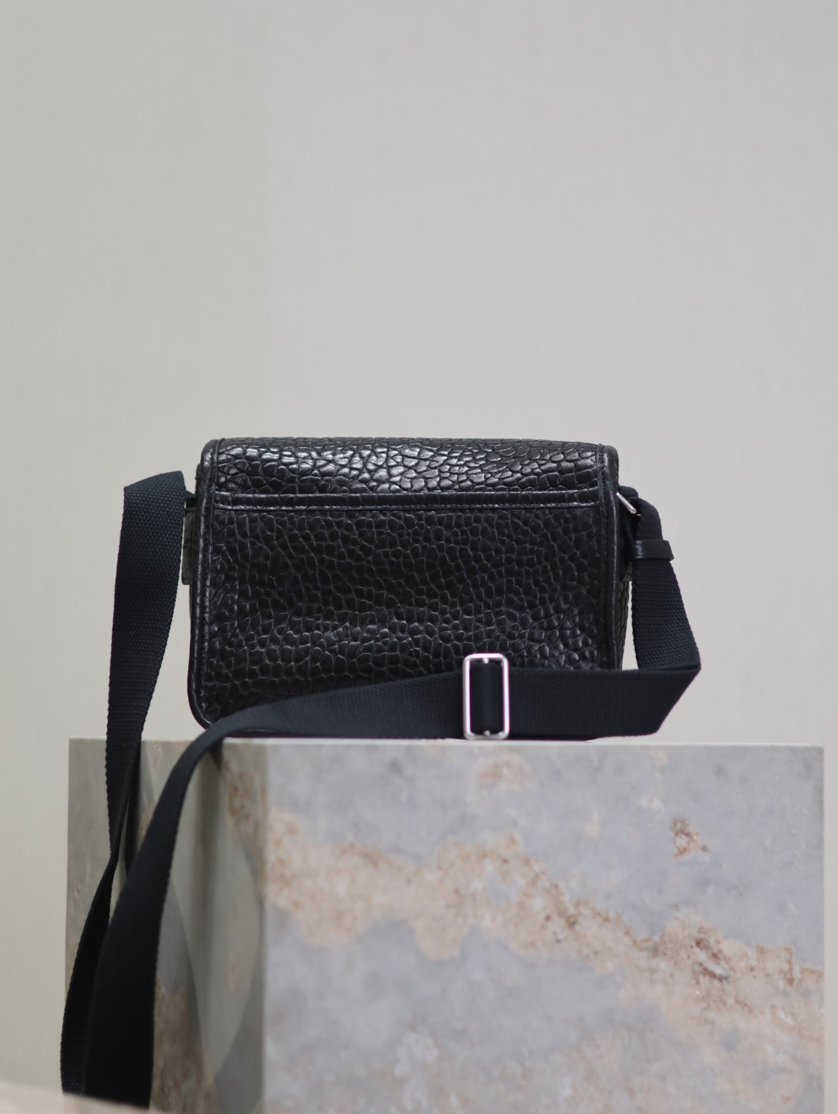087 YSL  633151-1