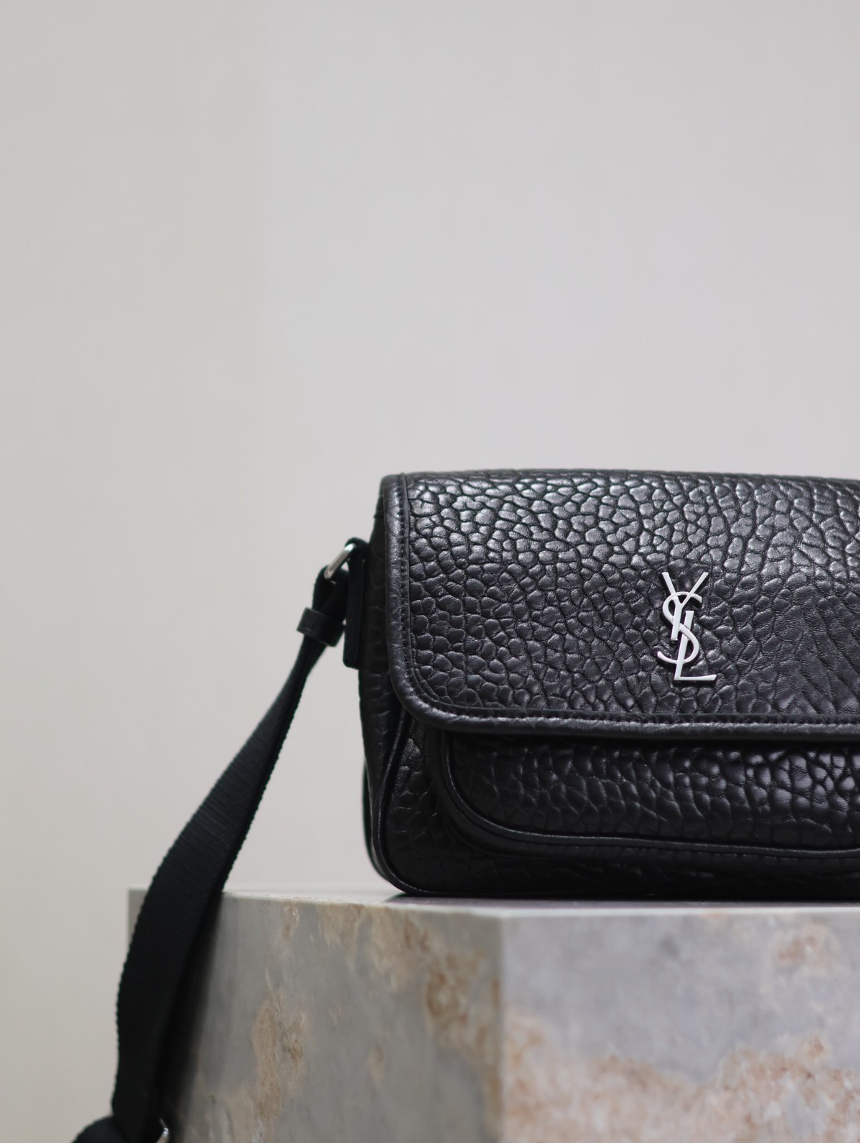 087 YSL  633151-1