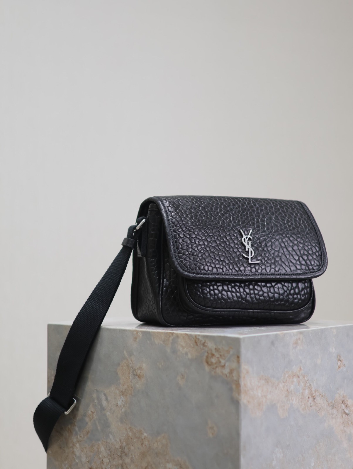 087 YSL  633151-1