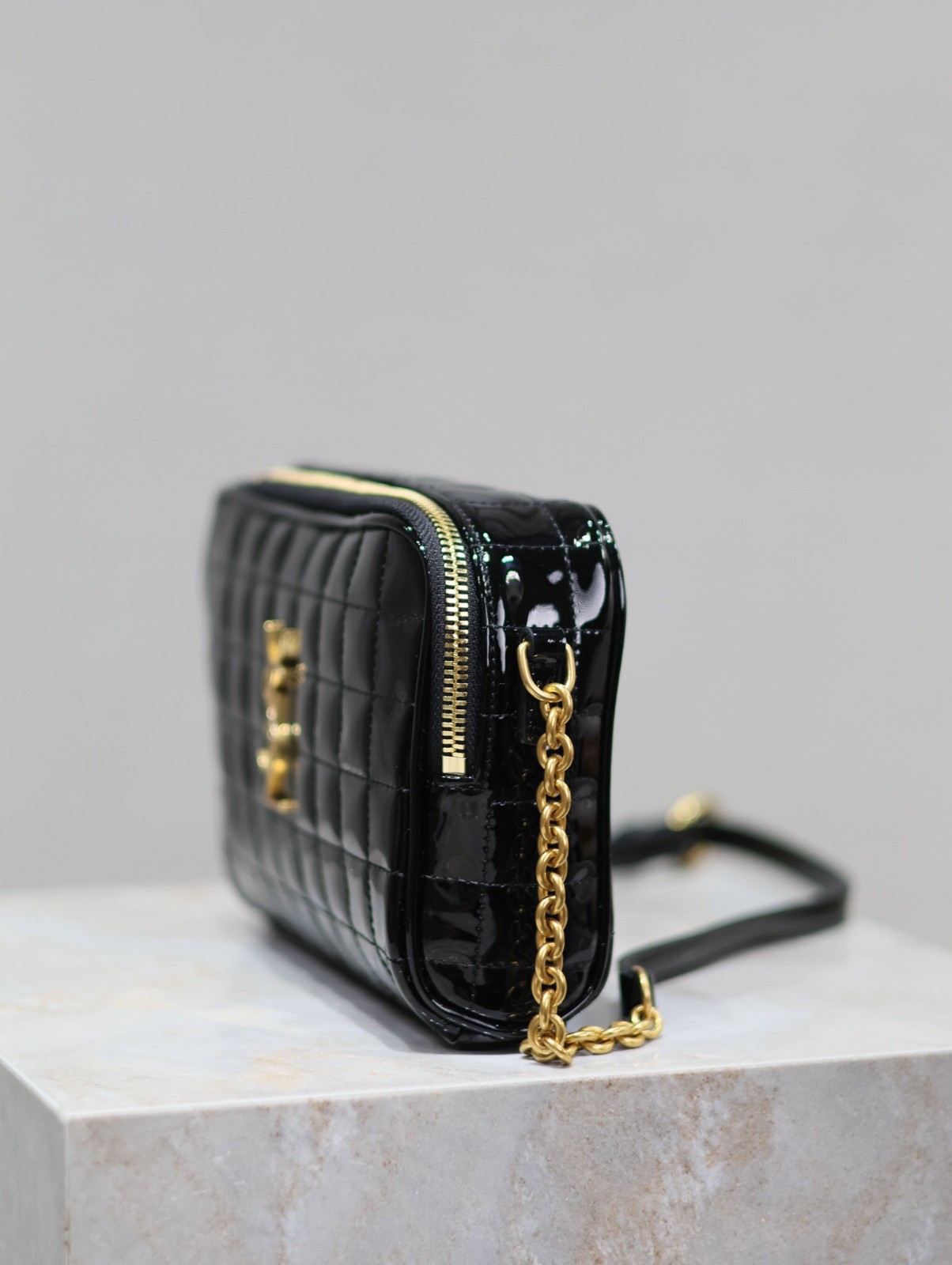 079 YSL  764809