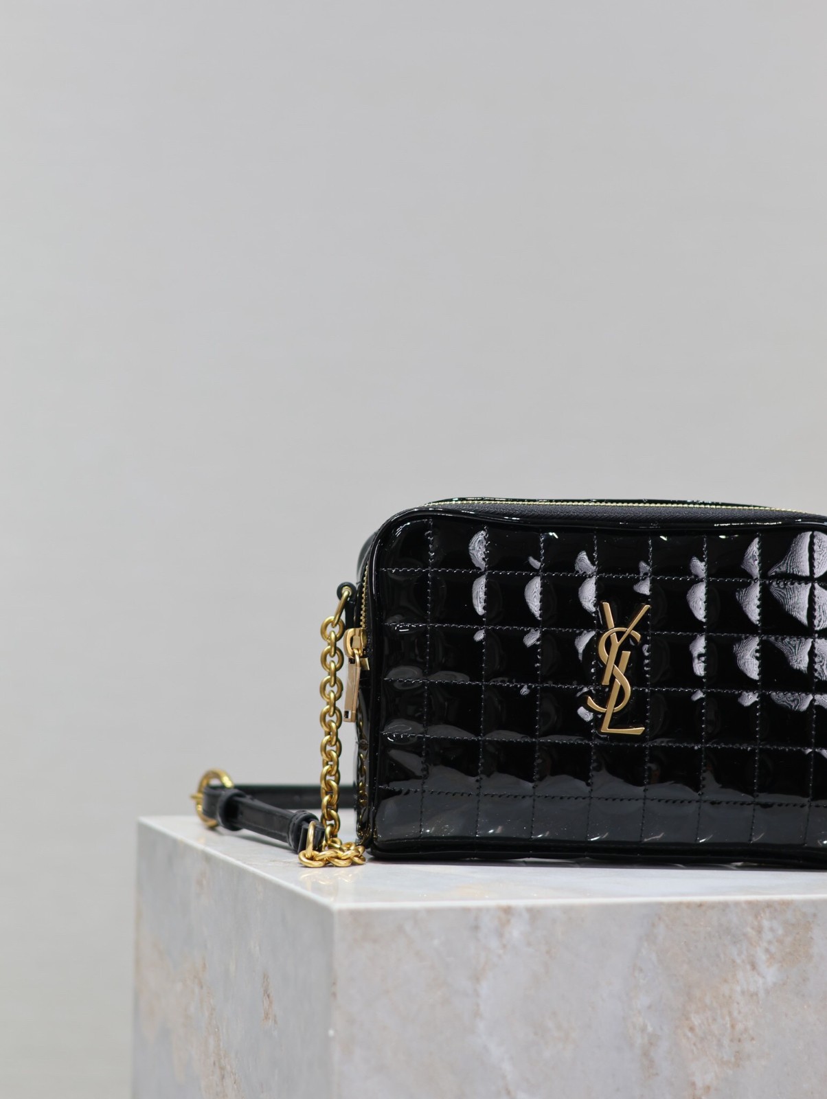 079 YSL  764809