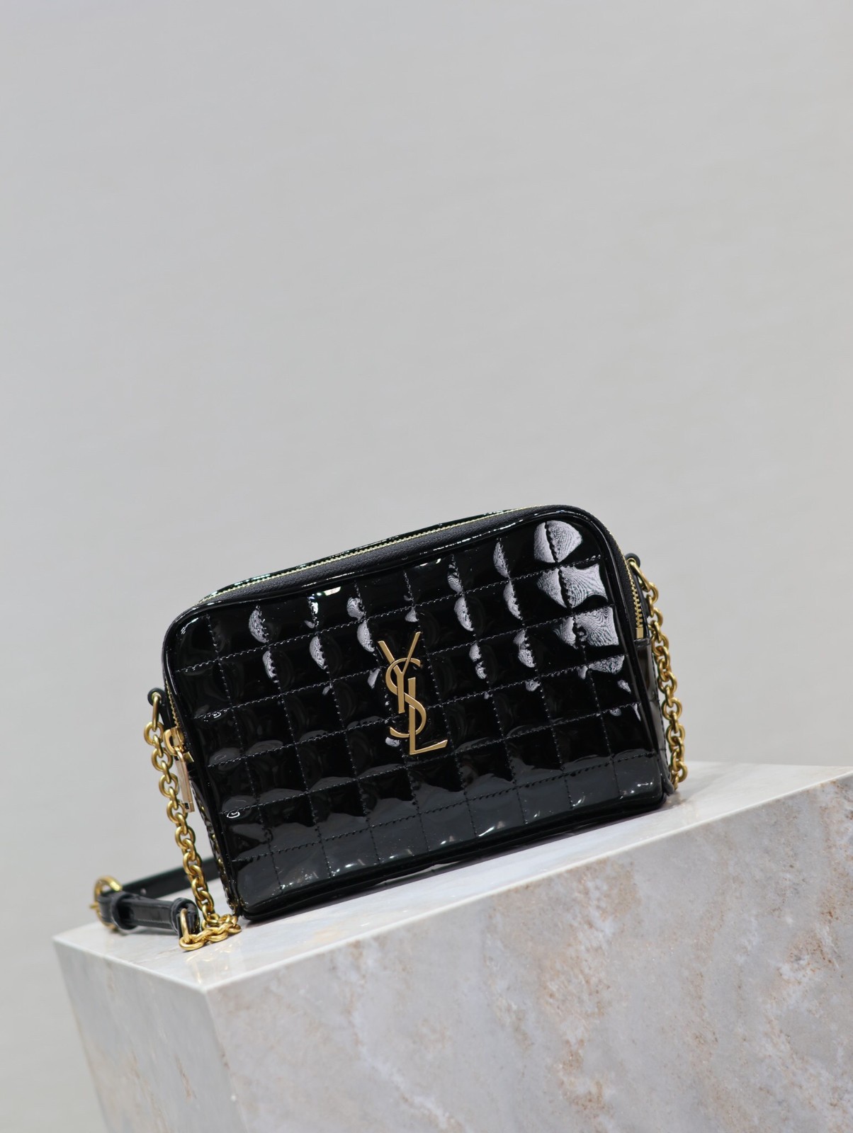 079 YSL  764809