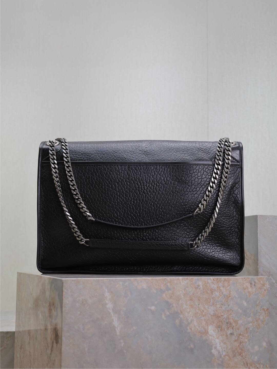076 YSL 755857