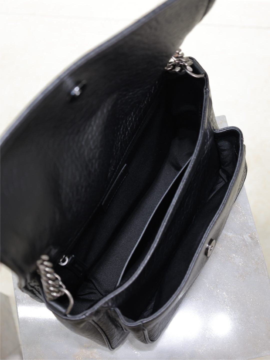 074 YSL 633158