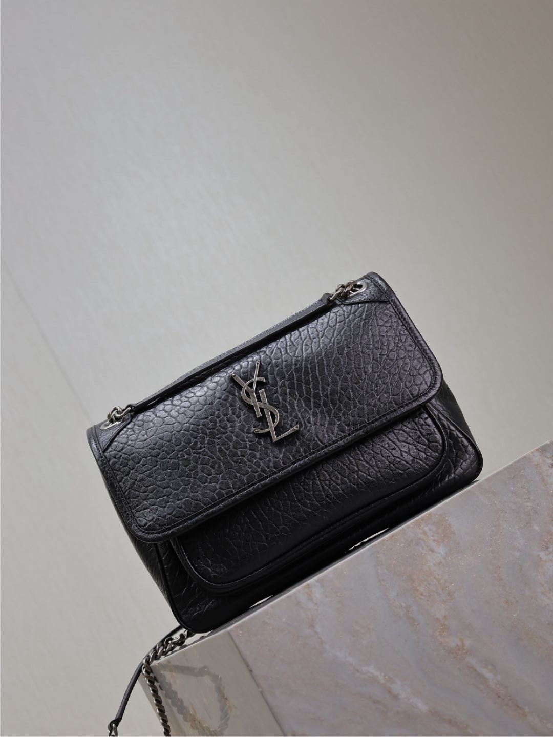 074 YSL 633158