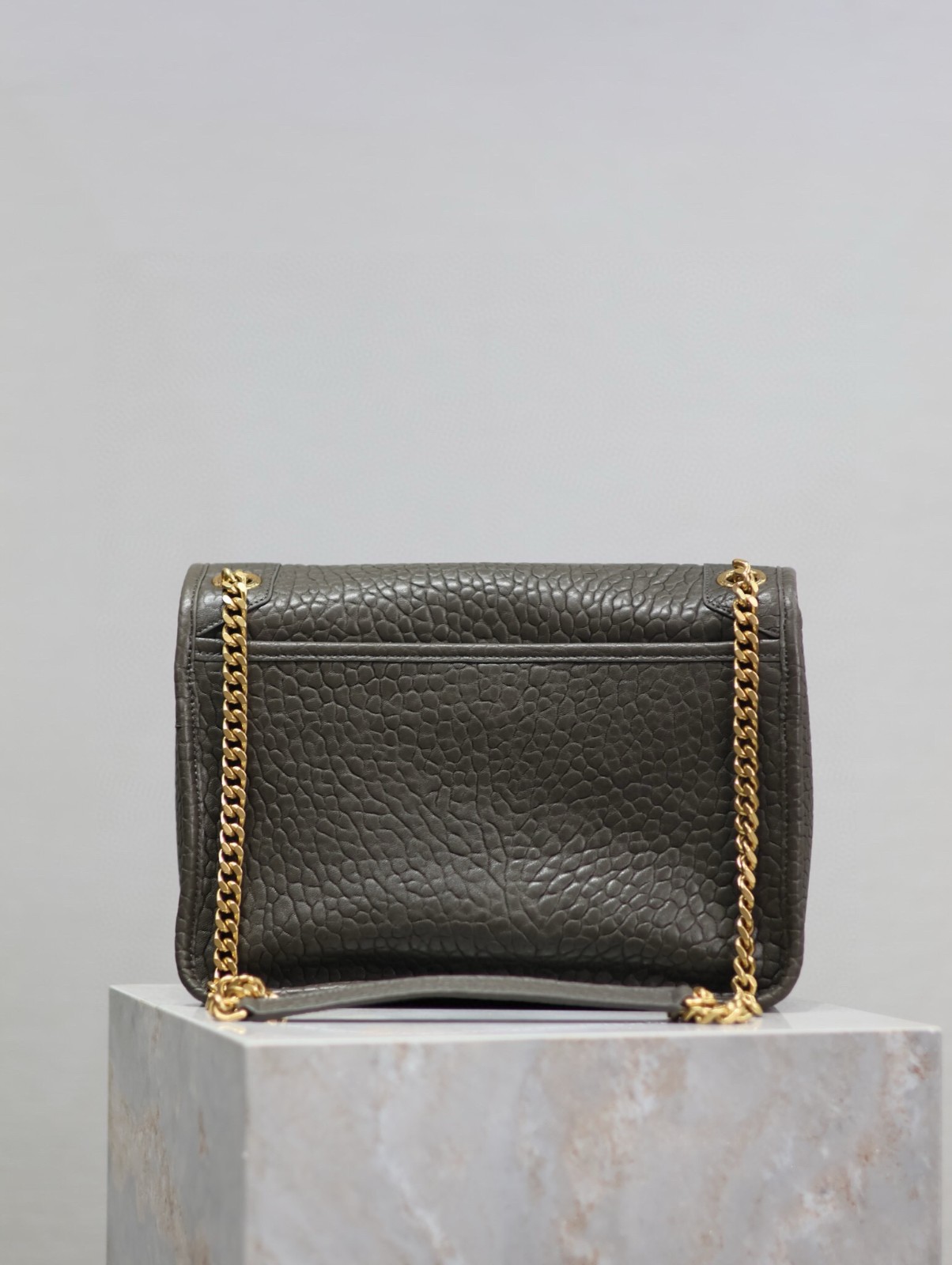 072 YSL 633158