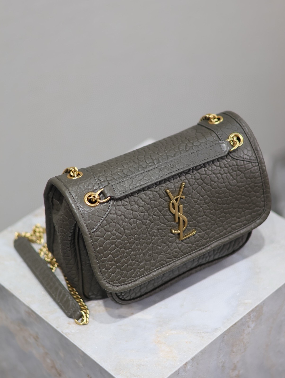 071 YSL 633151