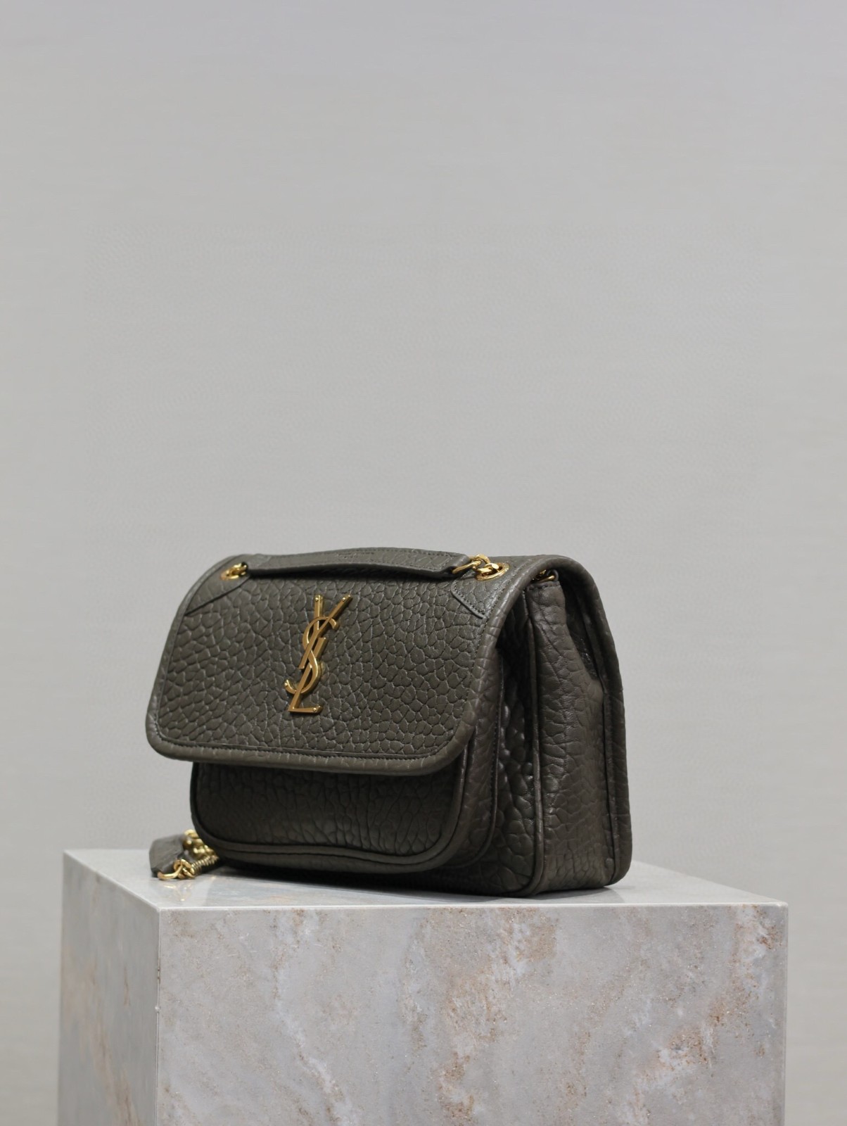 071 YSL 633151