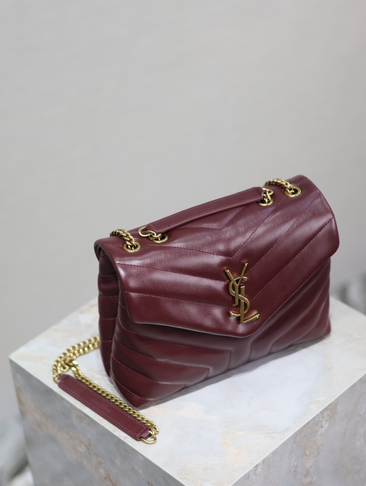 056 YSL 494699